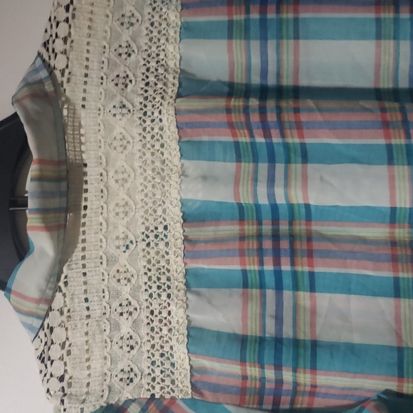 Top - Picture 7 of 12